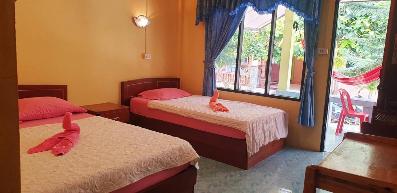 Black & White Bungalows Haad Rin Luaran gambar