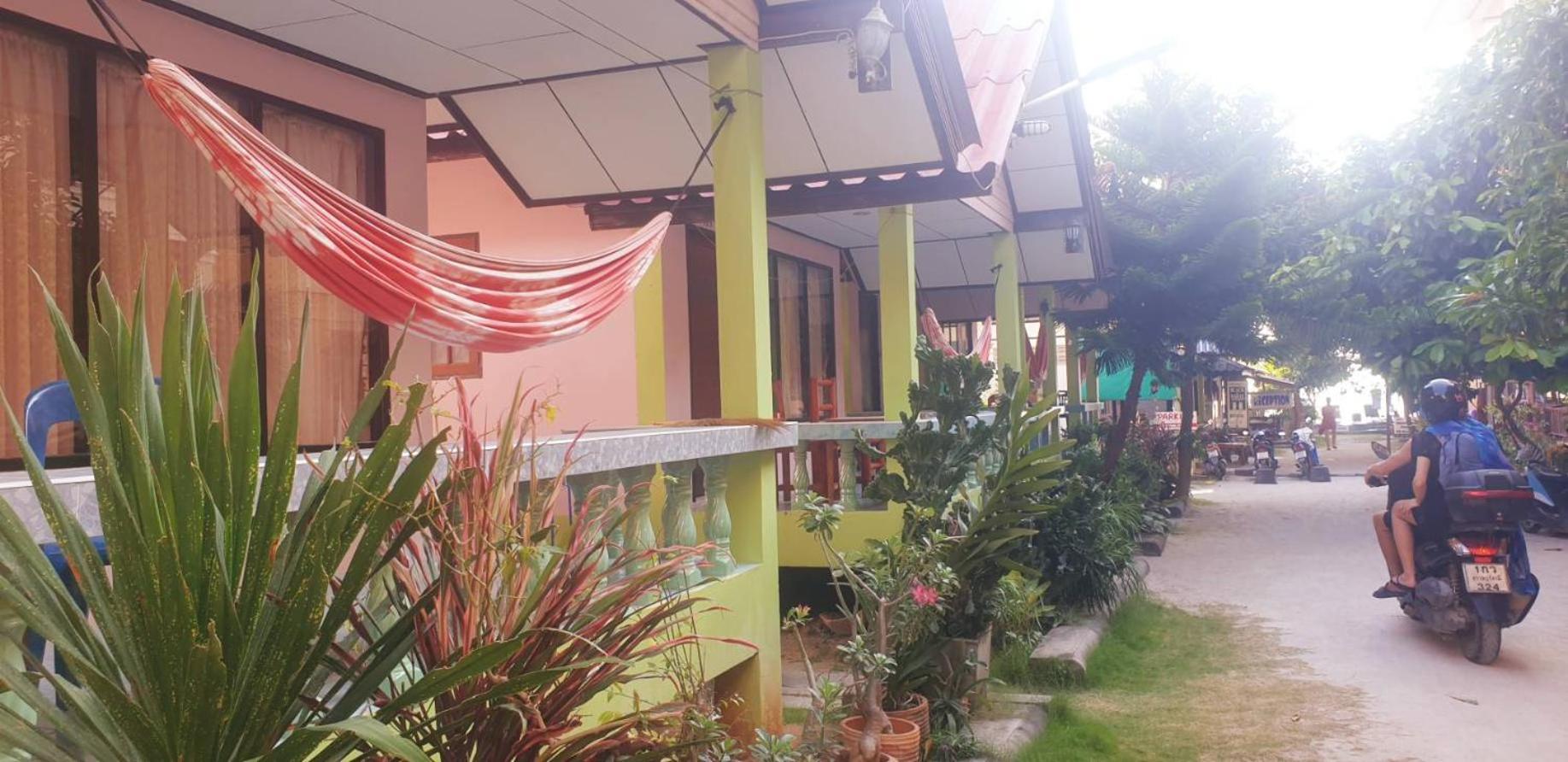 Black & White Bungalows Haad Rin Luaran gambar